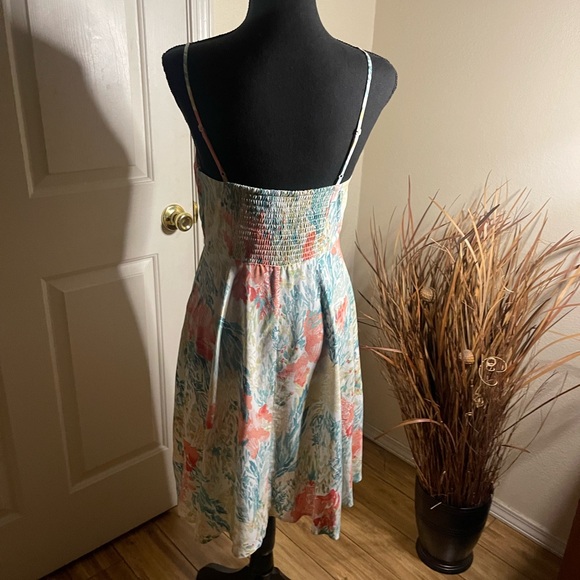 Old Navy brand beautiful women's size small petite summer dress - Picture 7 of 9